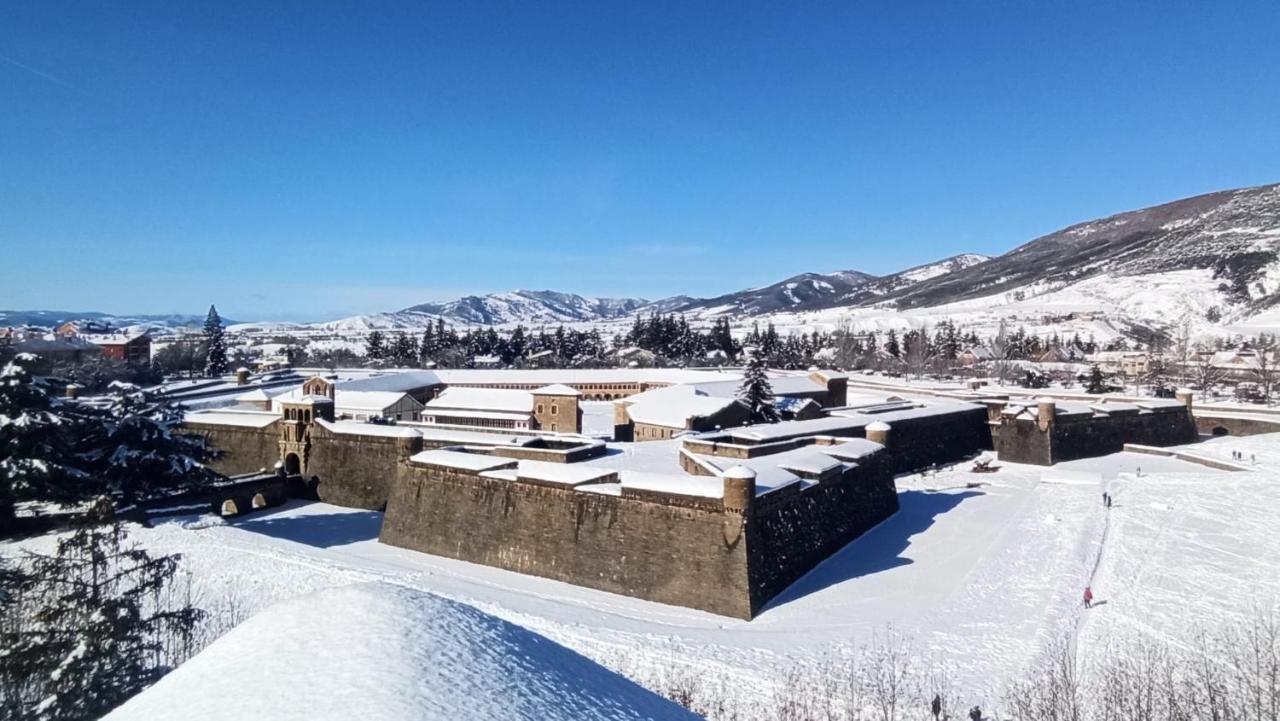 Appartamento Atico Ciudadela Jaca Esterno foto